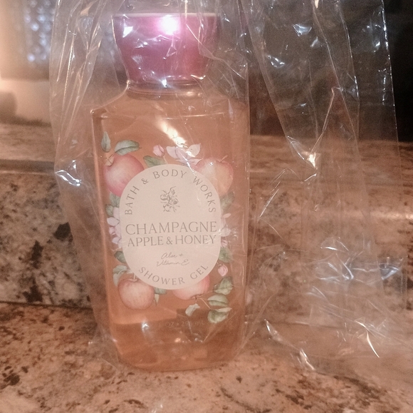 Bath & Body Works Champagne Apple & Honey Shower Gel. New. - Picture 2 of 5